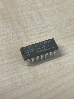 HEF4070BP XOR Logic Gate